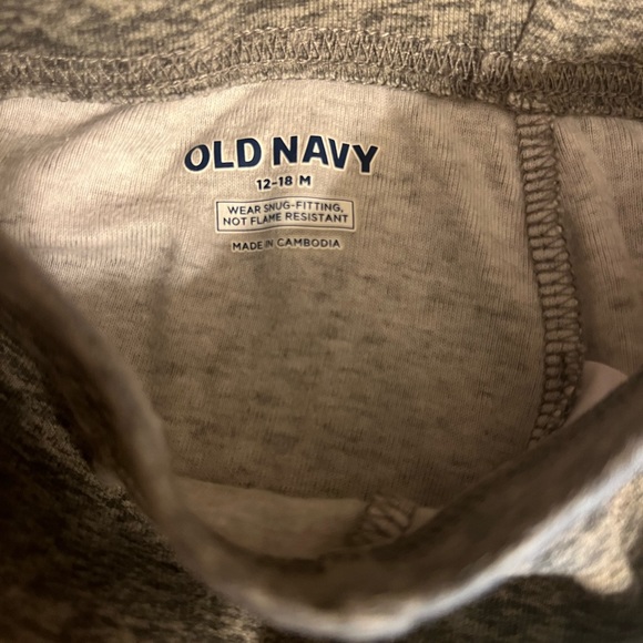 Old Navy Onesie and Pants Bundle 12-18m - Picture 3 of 4